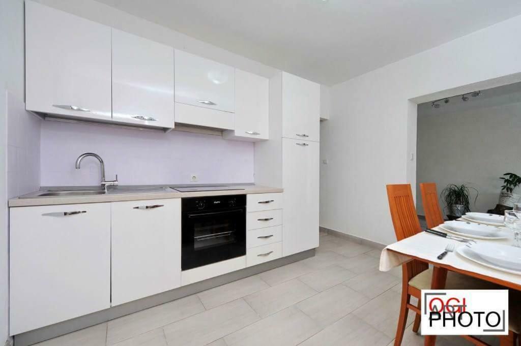 Apartments Marcela Stari Grad  Kültér fotó
